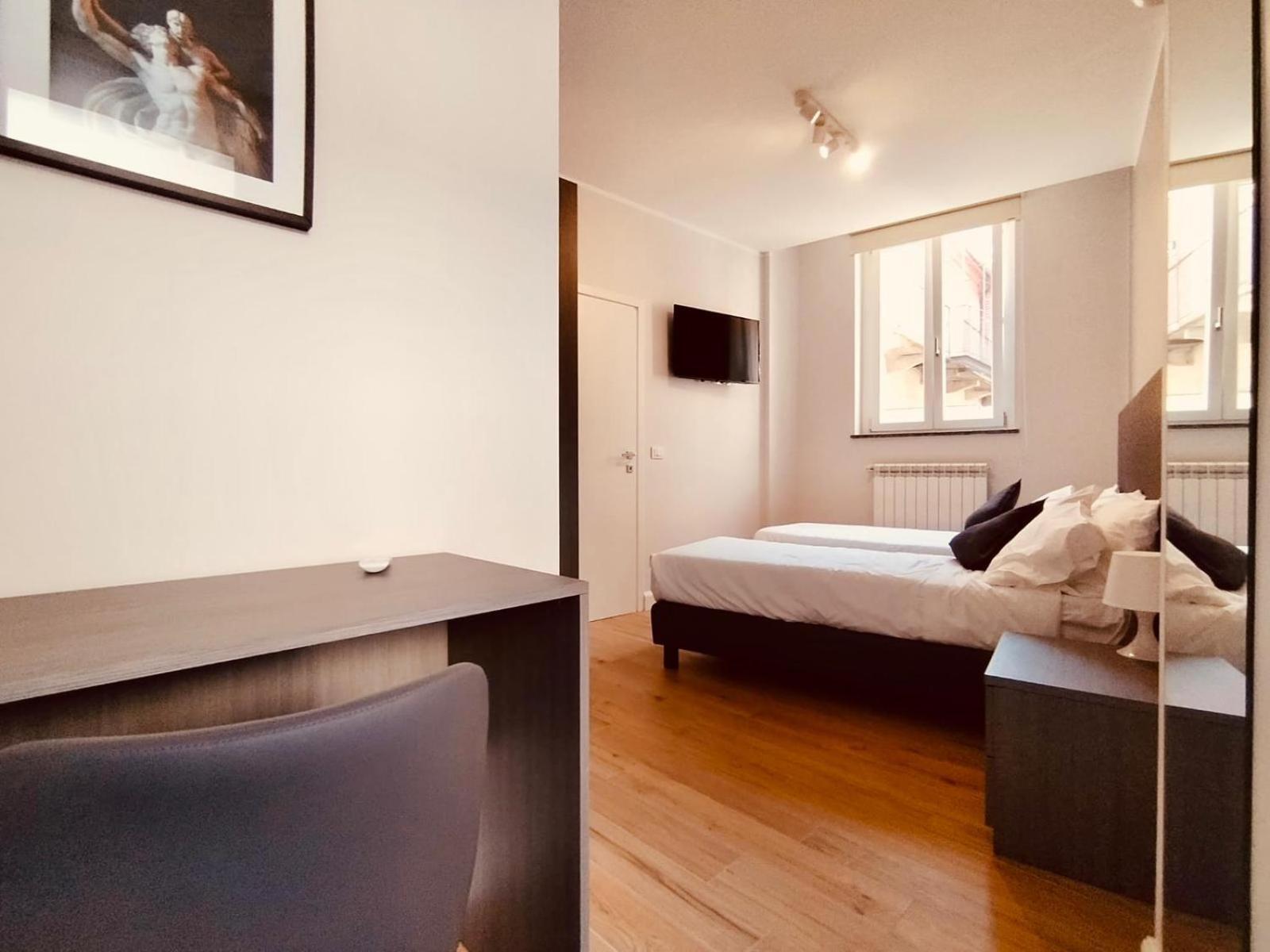 Hh Hermoso Housing Asti Esterno foto