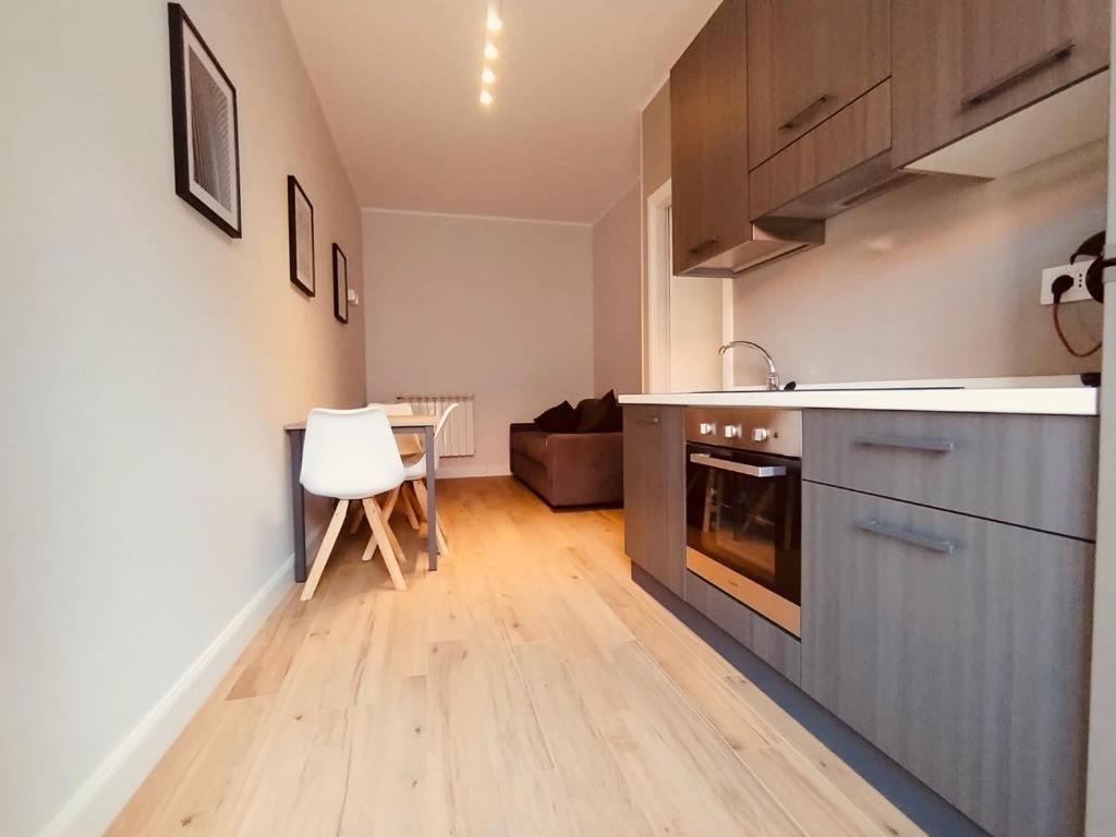 Hh Hermoso Housing Asti Esterno foto