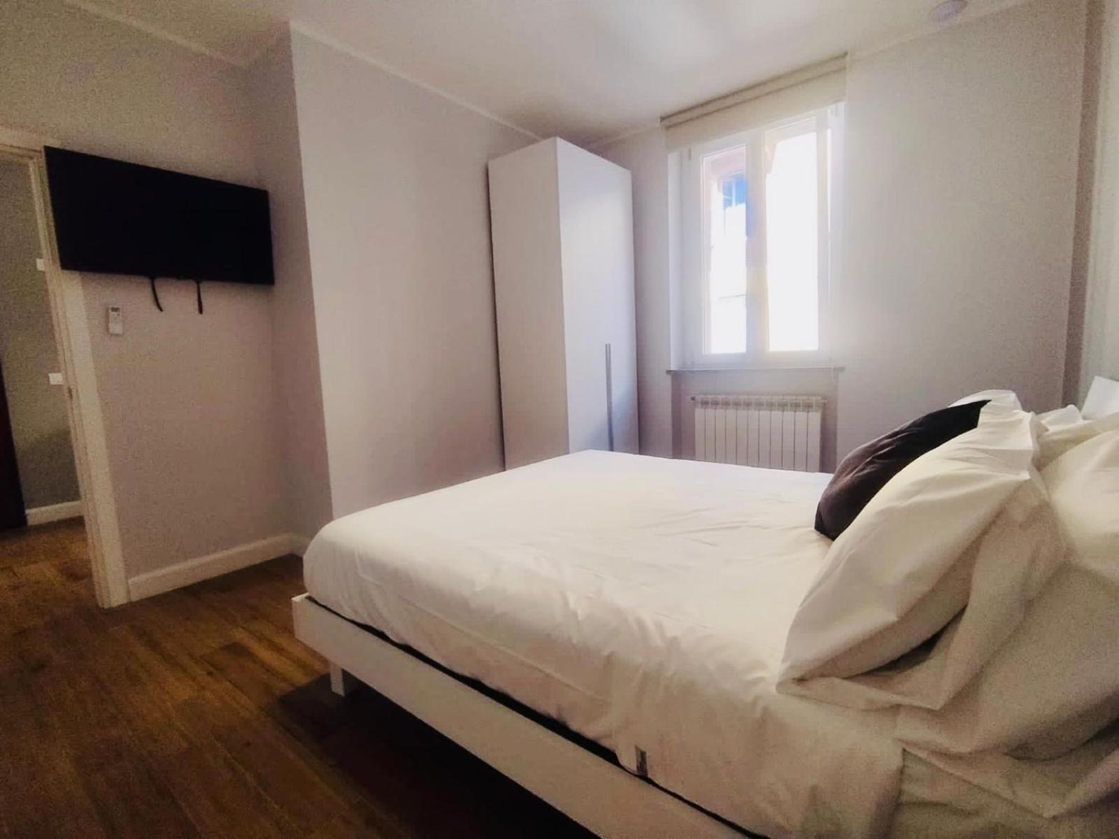 Hh Hermoso Housing Asti Esterno foto